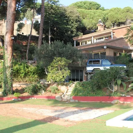 Maresme & Rosa Lodge