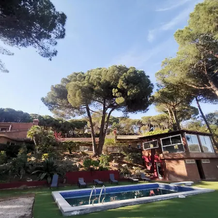 Lodge Maresme & Rosa Mataro