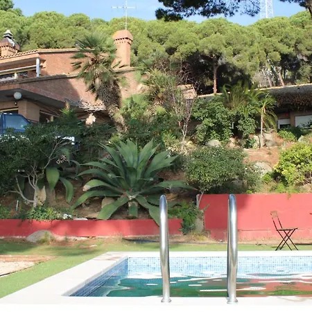 Maresme & Rosa Lodge