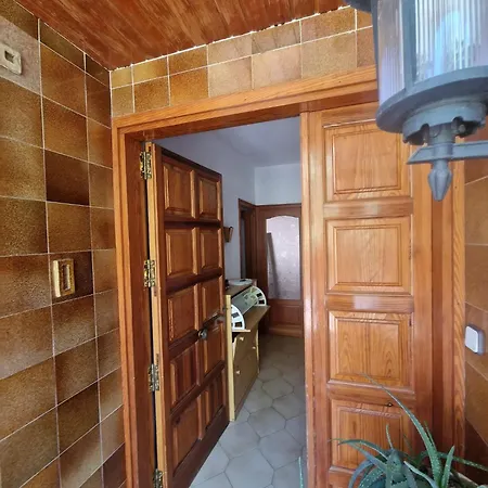 Lodge Maresme & Rosa Mataro