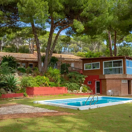 Maresme & Rosa Lodge