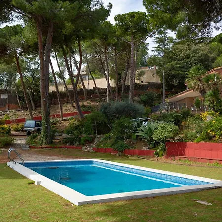 Lodge Maresme & Rosa Mataro