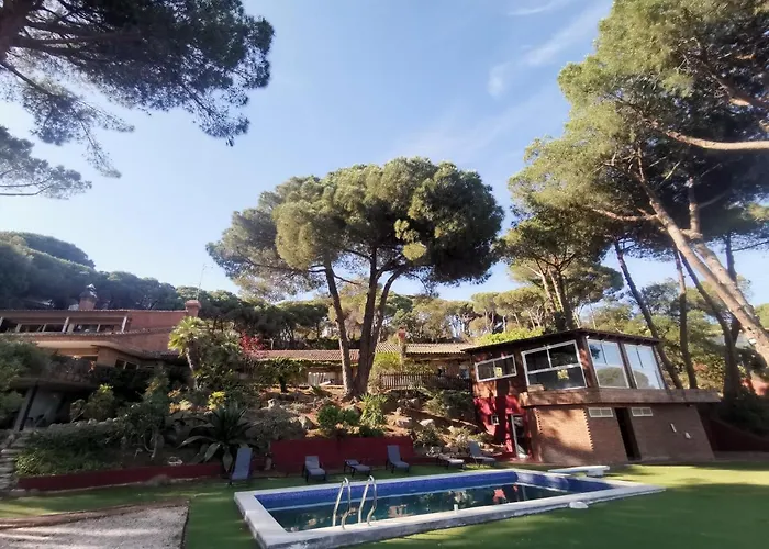 Lodge Maresme & Rosa Mataro