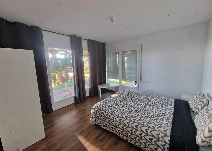 Maresme & Rosa Lodge