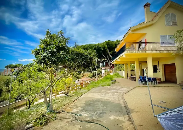 Lodge Maresme & Rosa *